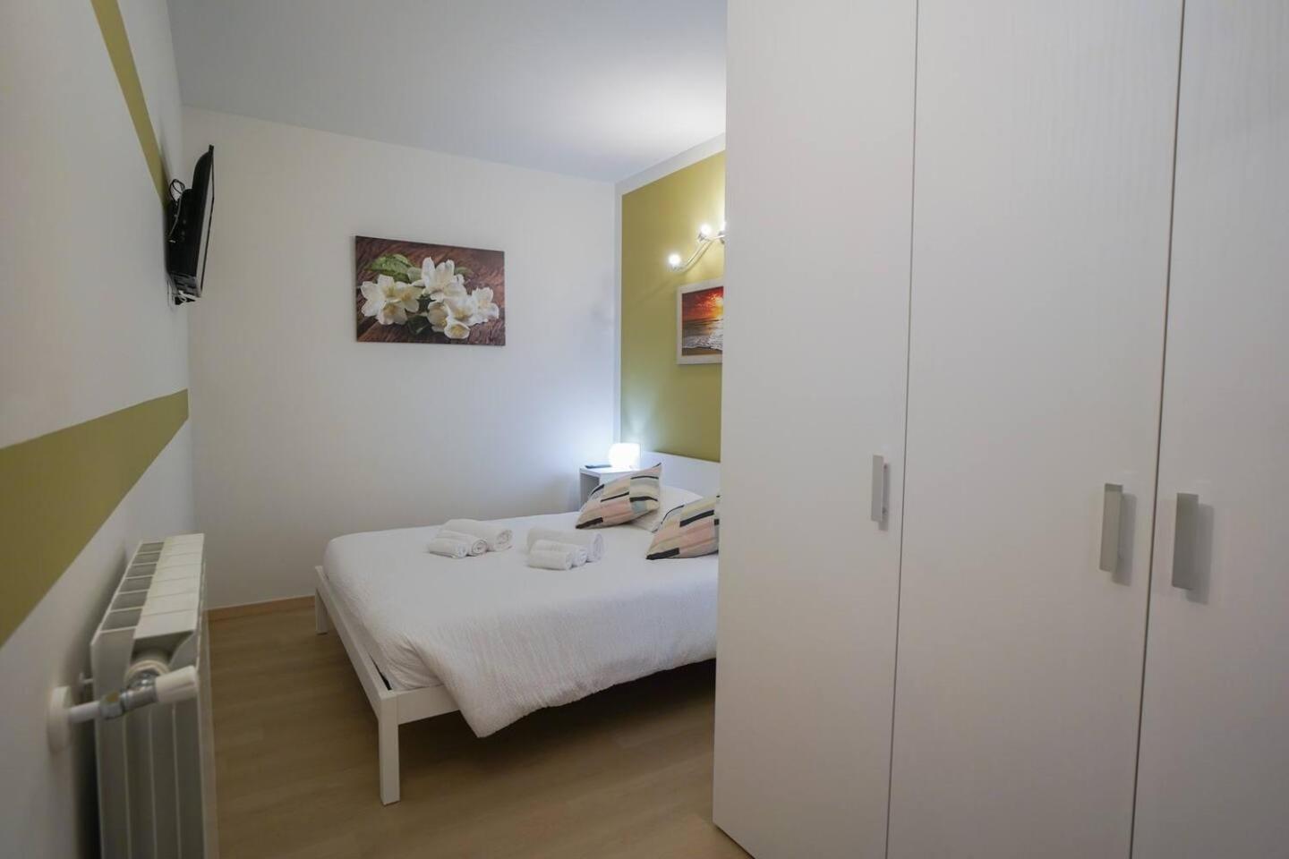 Gelsomino Suite Leonardo Academy, Mxp & Laghi เซสโต คาเลนดิ ภายนอก รูปภาพ